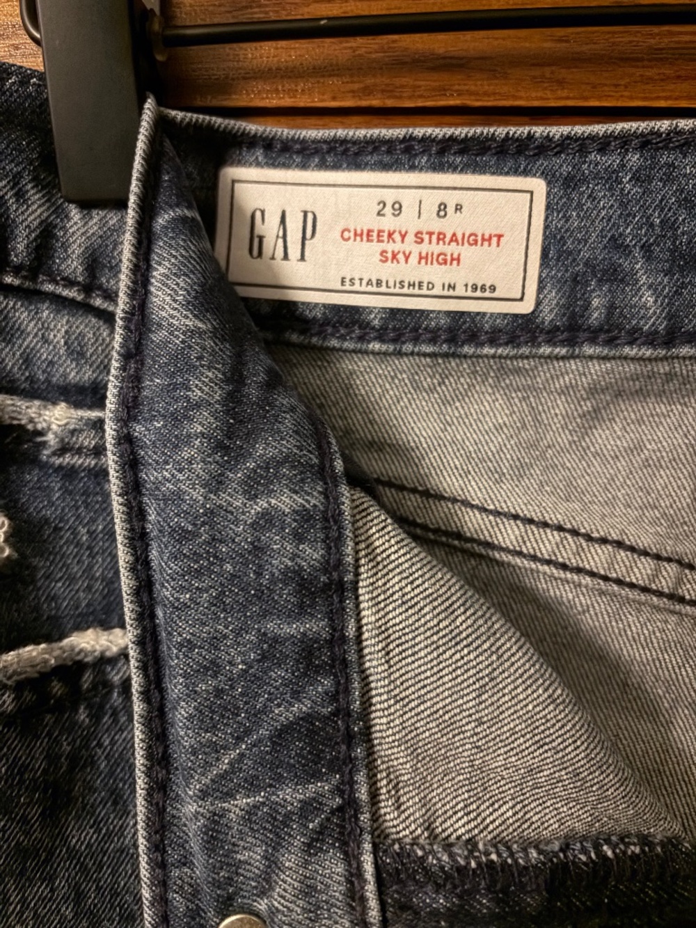Gap Straight leg high rise jeans size 8